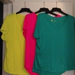 Women's Xersion tees